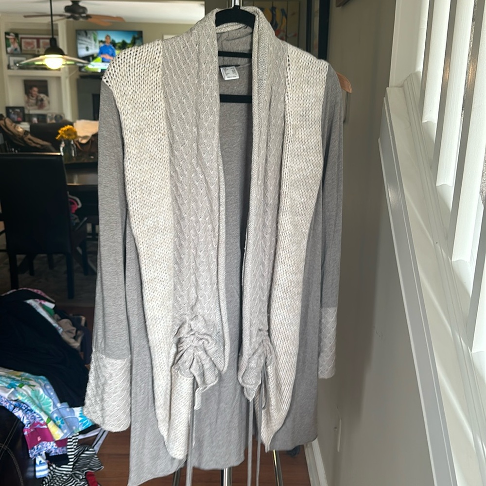 Venus grey cardigan